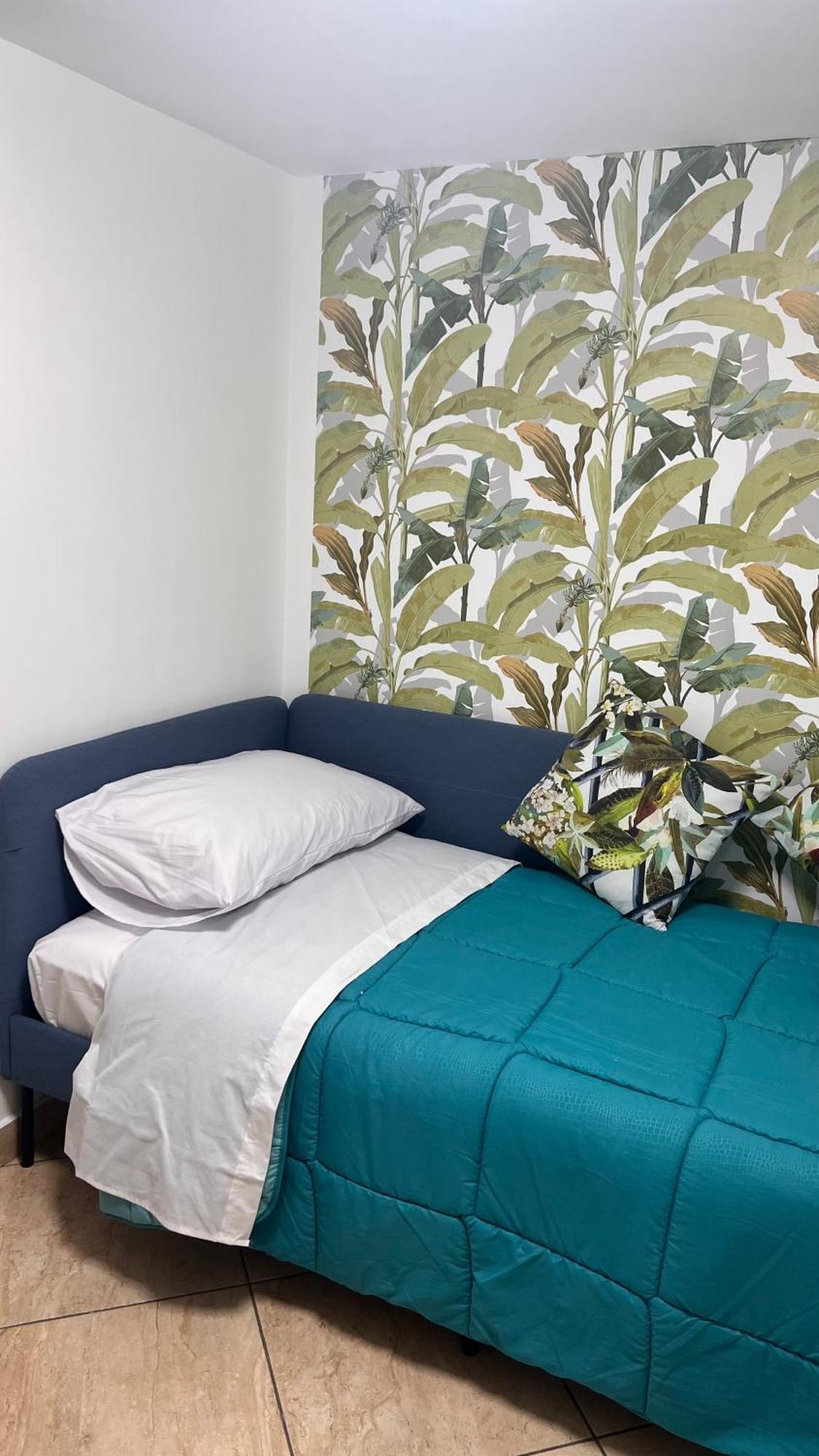 Easy Fly Apartment Наполи Екстериор снимка