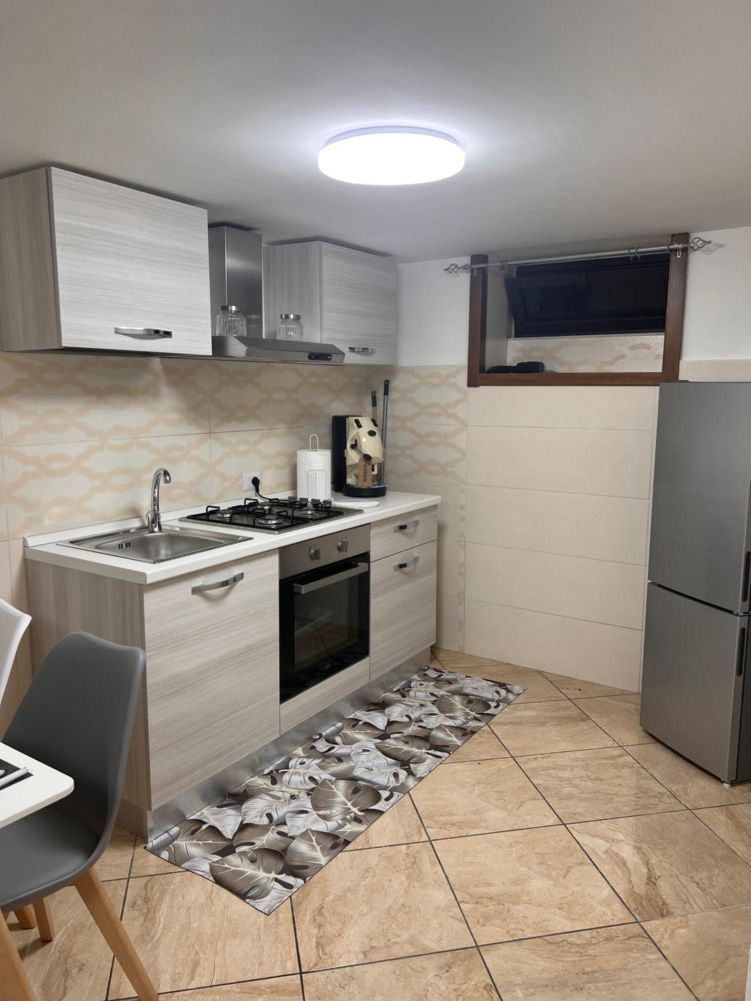 Easy Fly Apartment Наполи Екстериор снимка